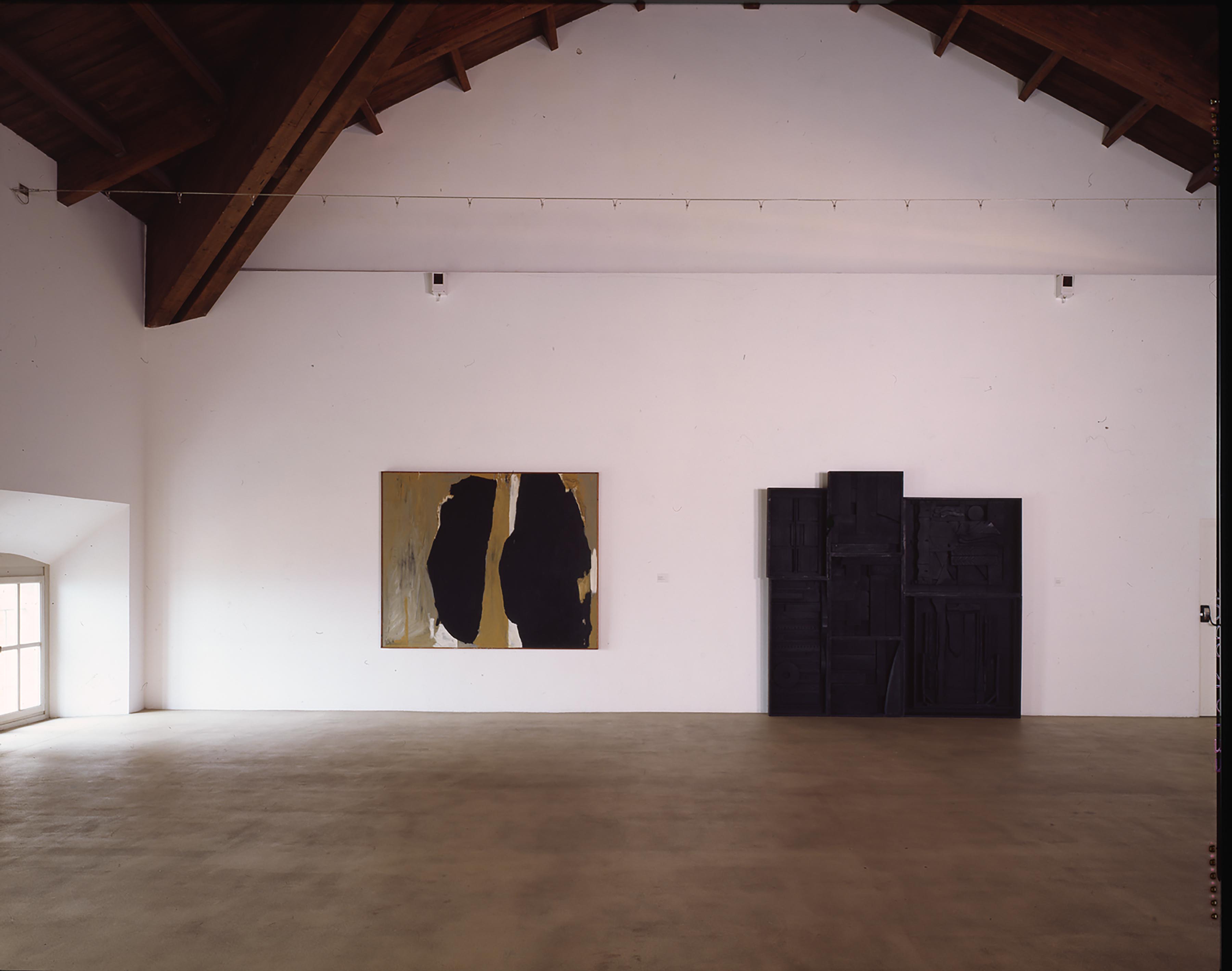 Robert Motherwell, Two Figures, 1960 e Louise Nevelson, Dark Prescience, 1962